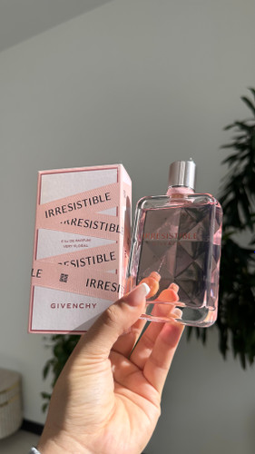 عطر ادکلن جیوانچی ایرسیستیبل جیوانچی